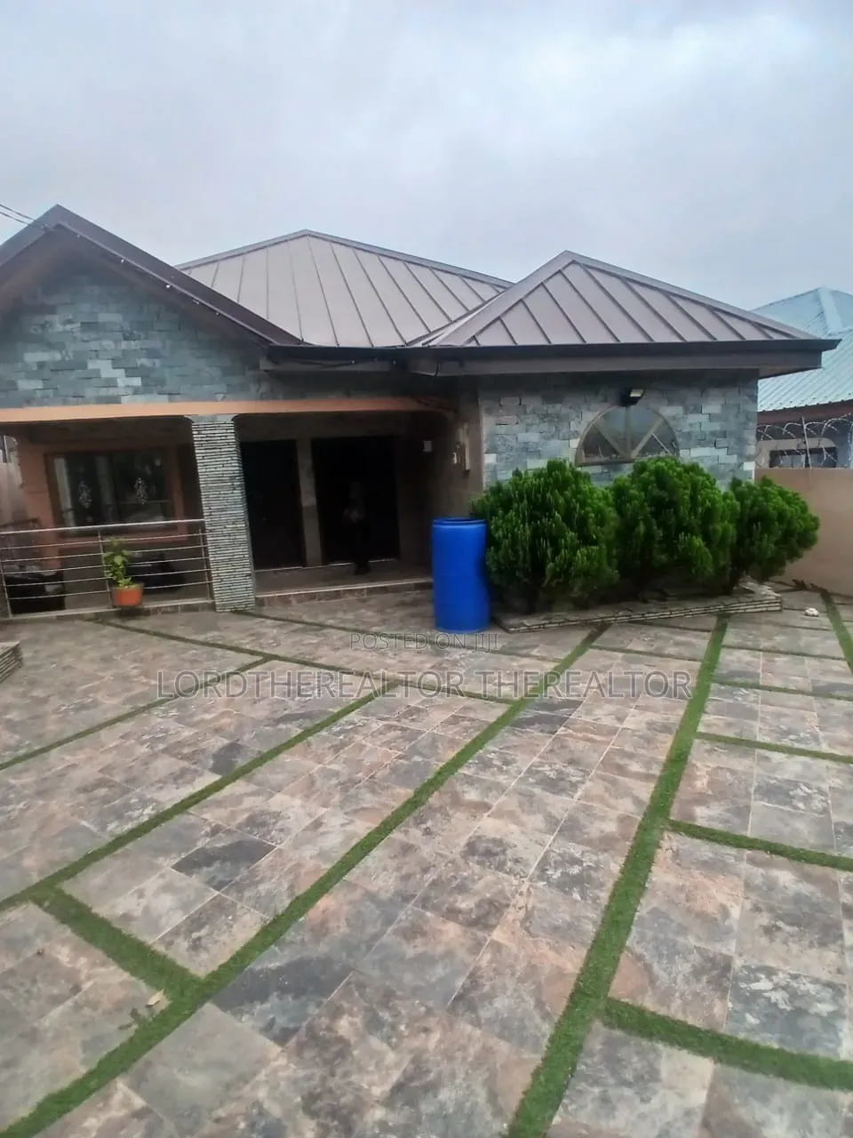 4bdrm House in Pokuase for rent in Pokuase