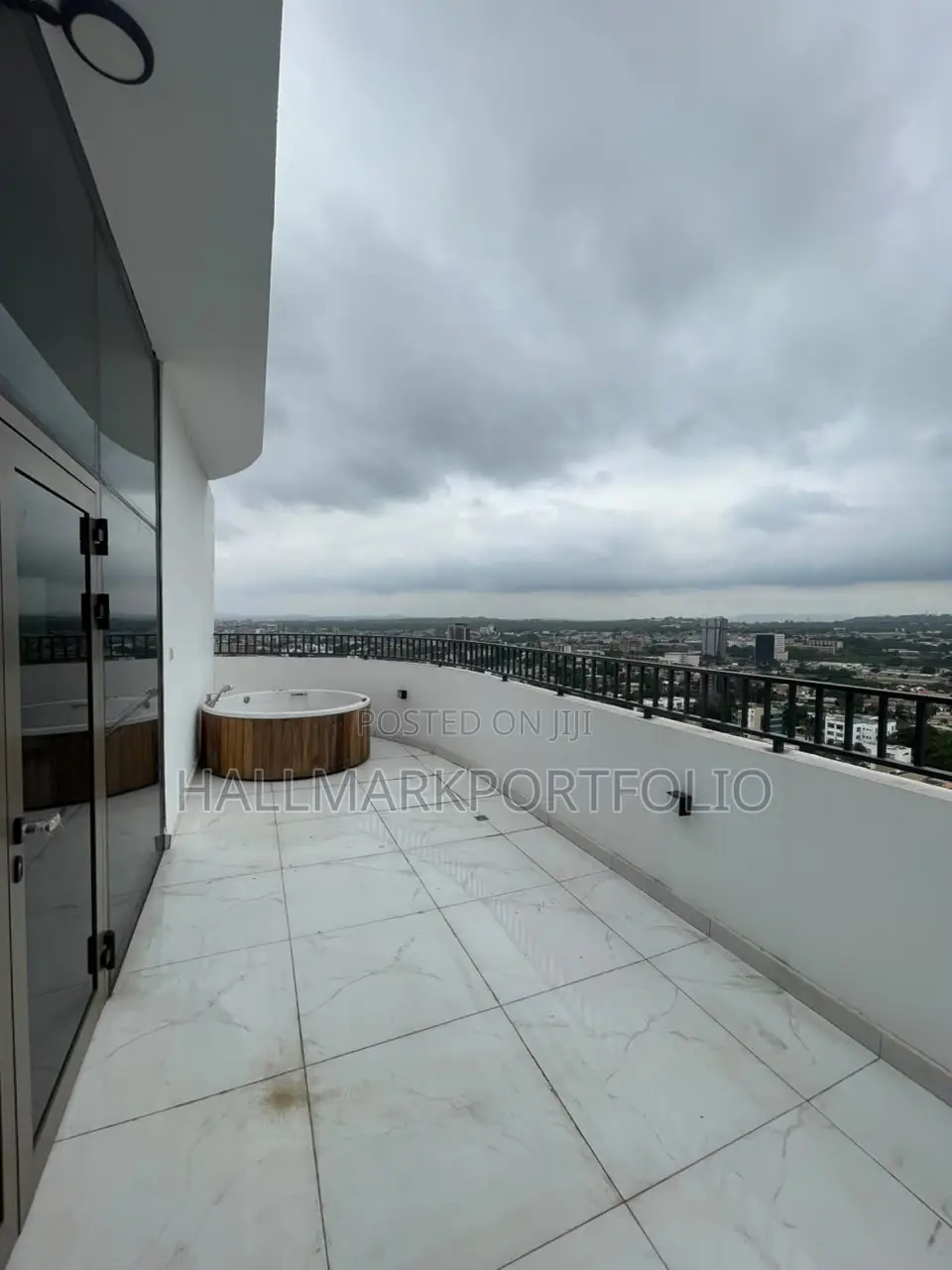 2bdrm Penthouse in Airport Residential for sale in Airport Residential Area