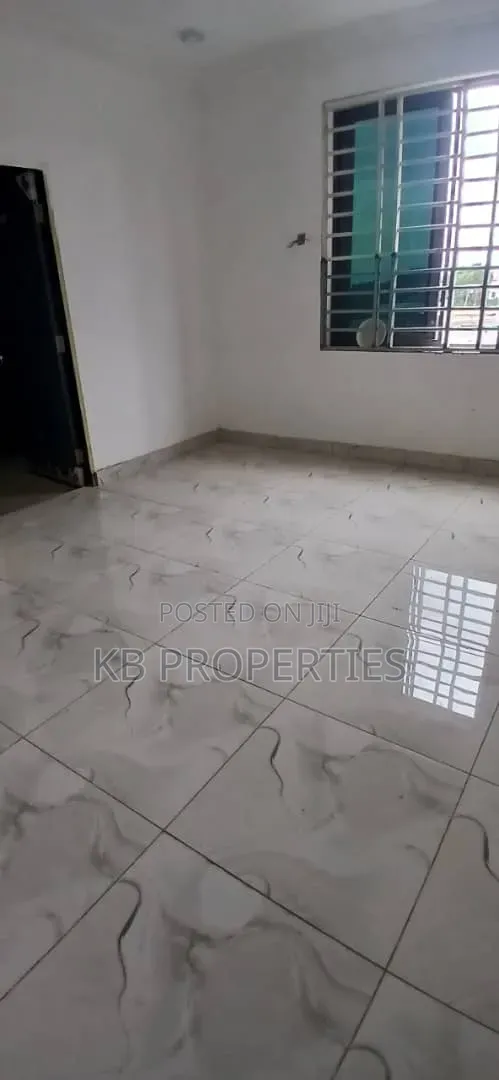 5bdrm House in Kb Properties, Baatsona Total for rent in Baatsona Total