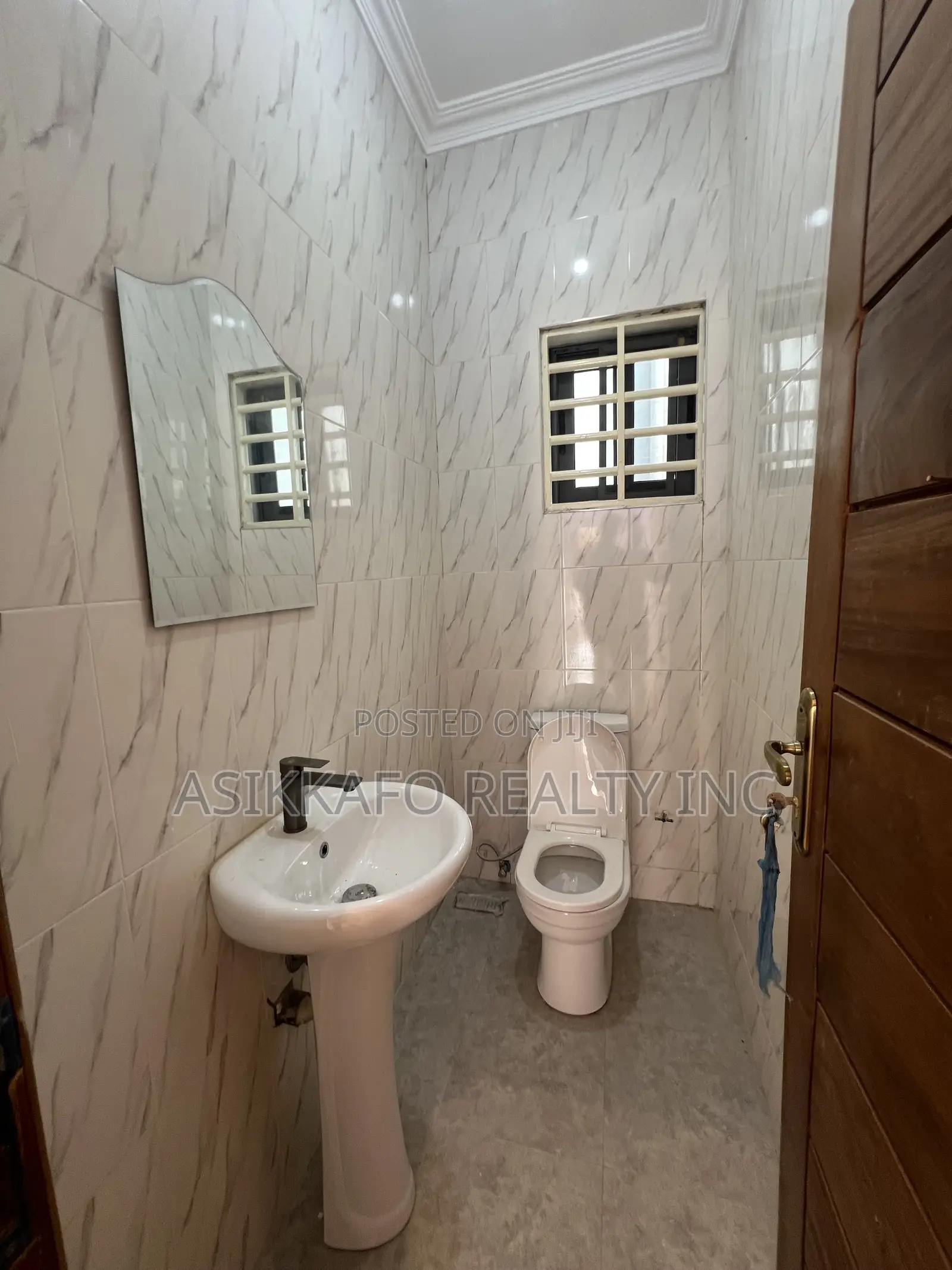3bdrm House in Coastal Estate, Spintex for rent in Spintex