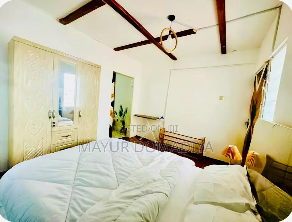Quiet 1-Br Private Stay Peaceful Atmosphere in A&C Mall Area