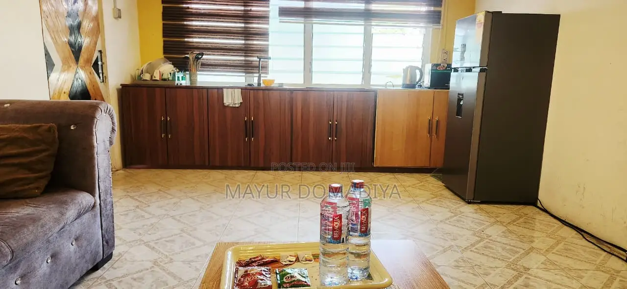 Quiet 1-Br Private Stay Peaceful Atmosphere in A&C Mall Area