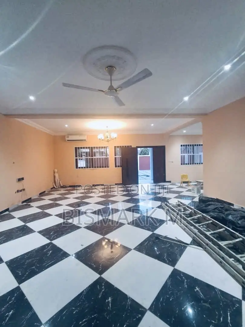 4bdrm House in East Legon for rent in East Legon
