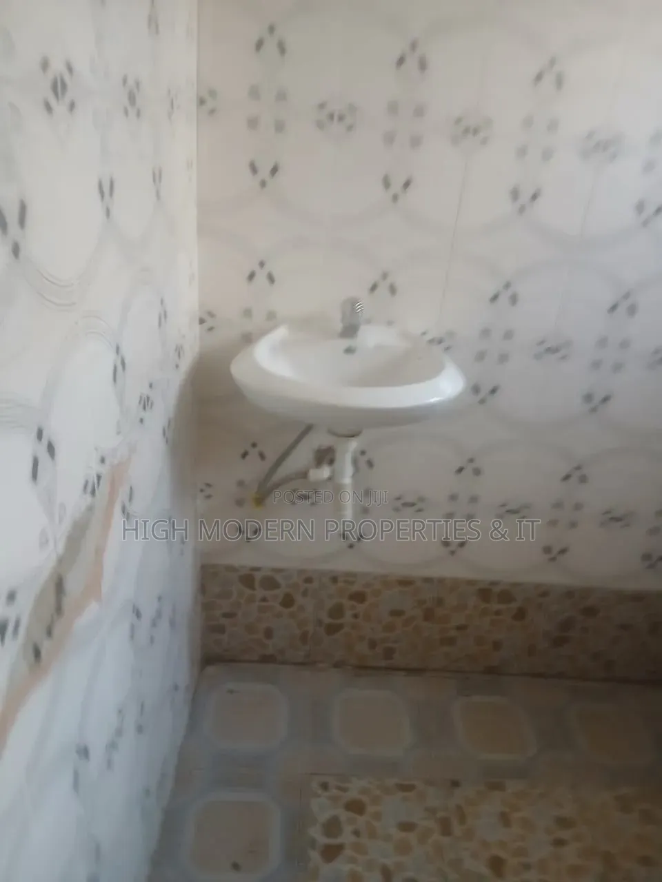 1bdrm House in High Modern, New Town for rent in New Town