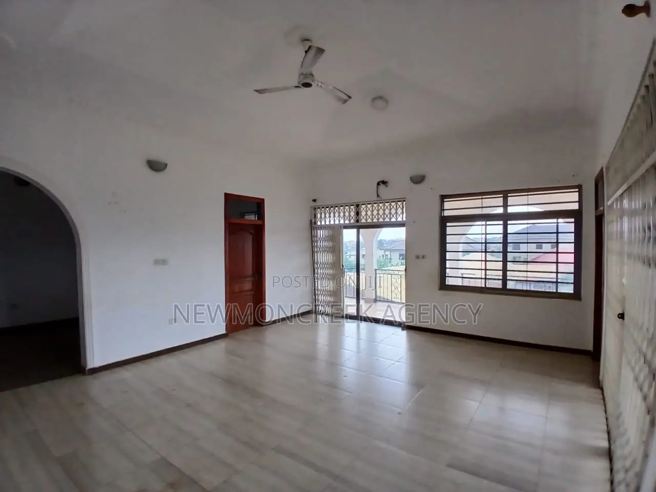 4bdrm Apartment in Adenta,Ashiyie, Accra Metropolitan for rent in Accra Metropolitan