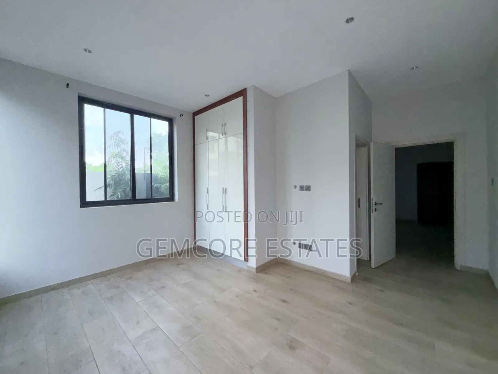 3bdrm Townhouse / Terrace in Ashaley Botwe for rent in Ashaley Botwe
