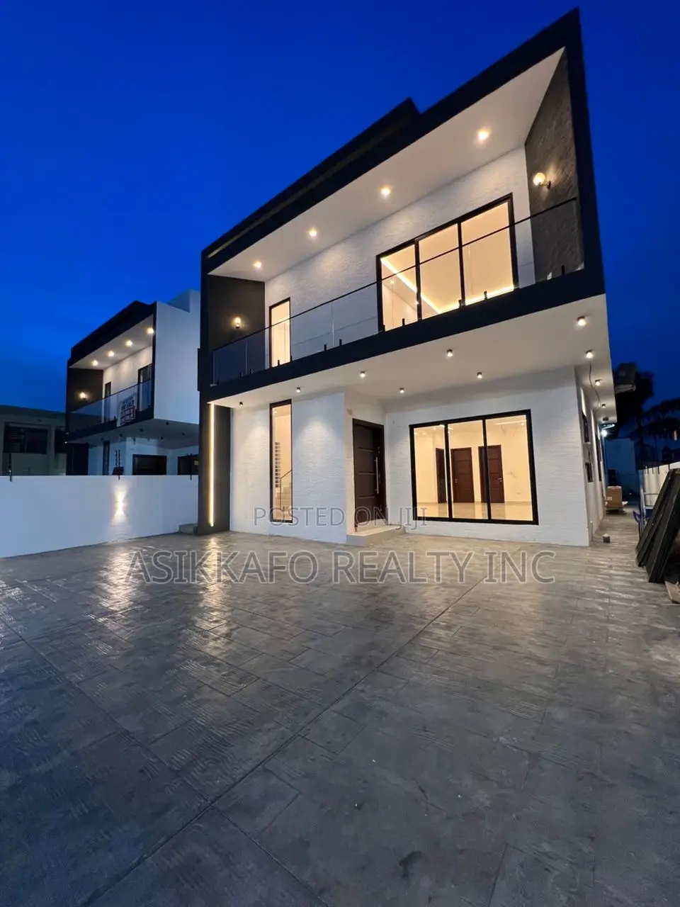 5bdrm Duplex in Estate Prime, Spintex for sale in Spintex