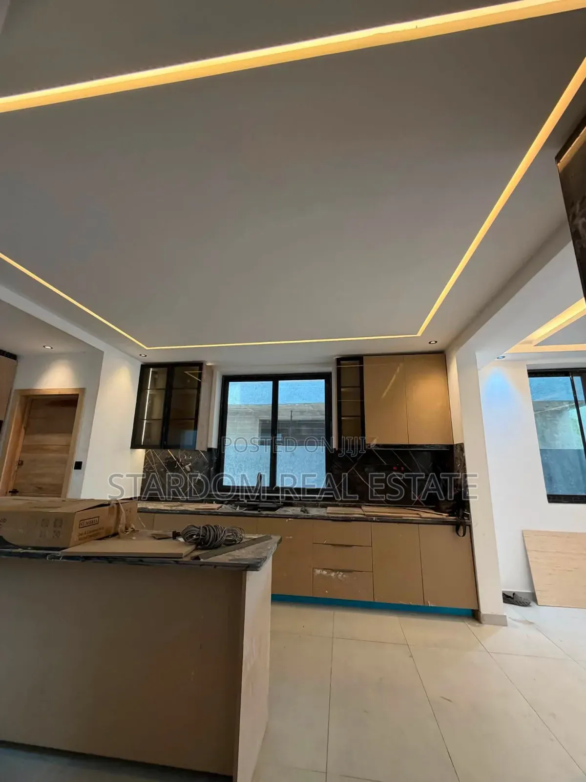 4bdrm Duplex in North Legon for sale in North Legon