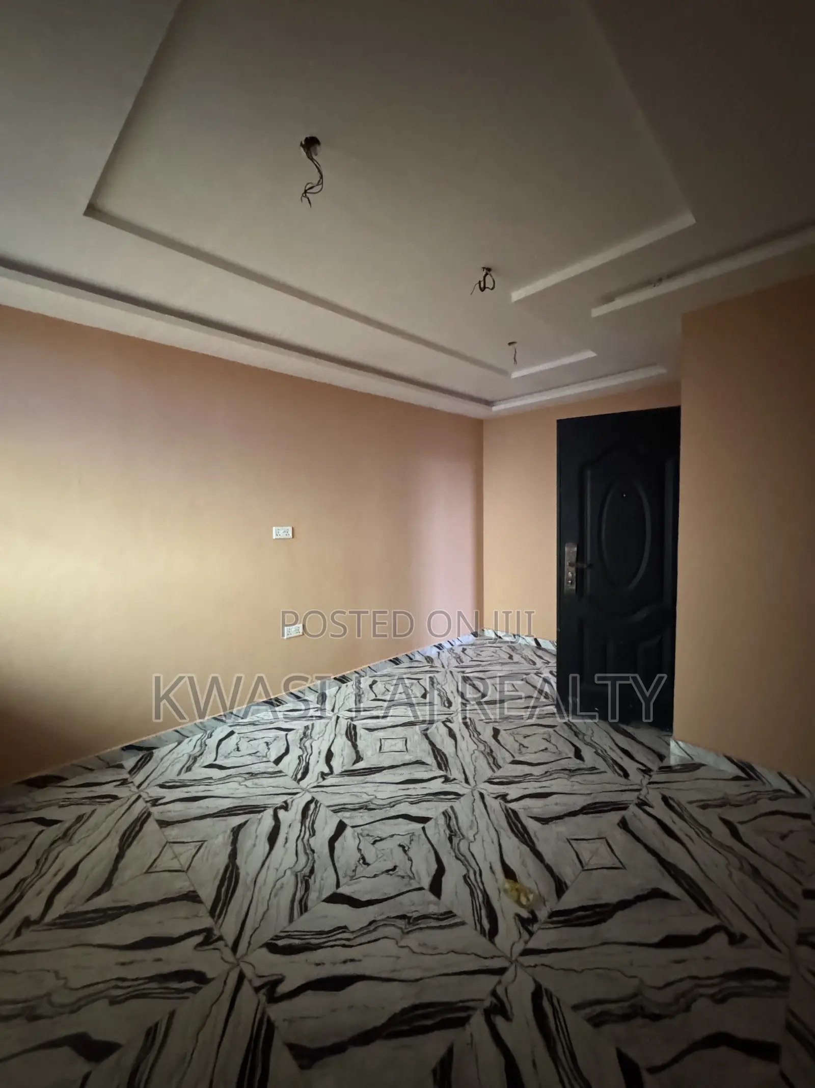 2bdrm Apartment in Redtop, Weija for rent in Weija