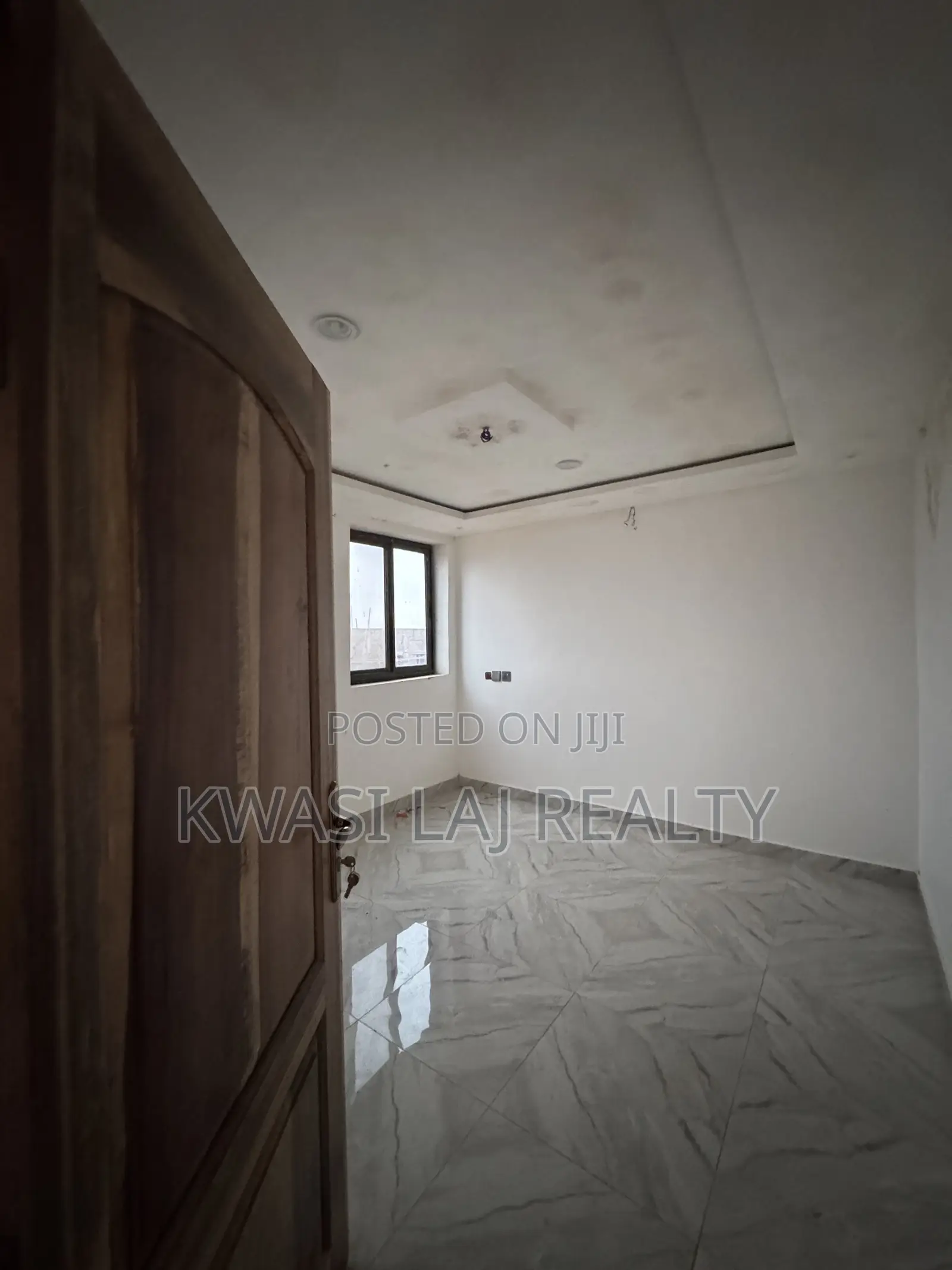 2bdrm Apartment in Redtop, Weija for rent in Weija