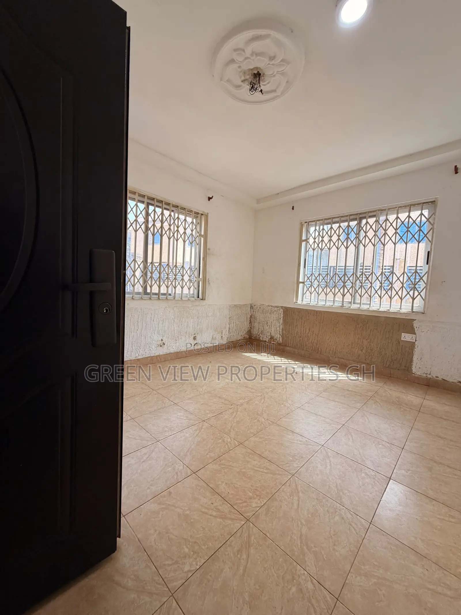 1bdrm Room & Parlour in West Hills Mall Area for rent in West Hills Mall Area