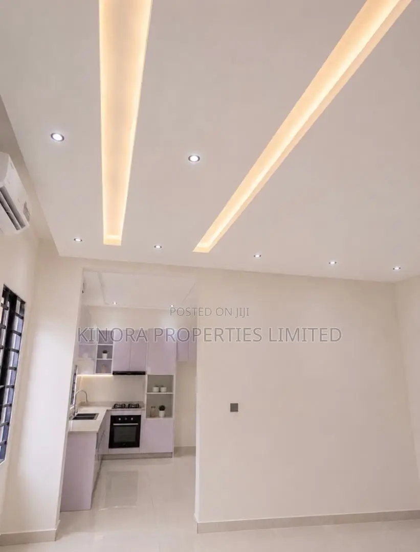 3bdrm Duplex in Lakeside Estate for sale in Lake Side Estate