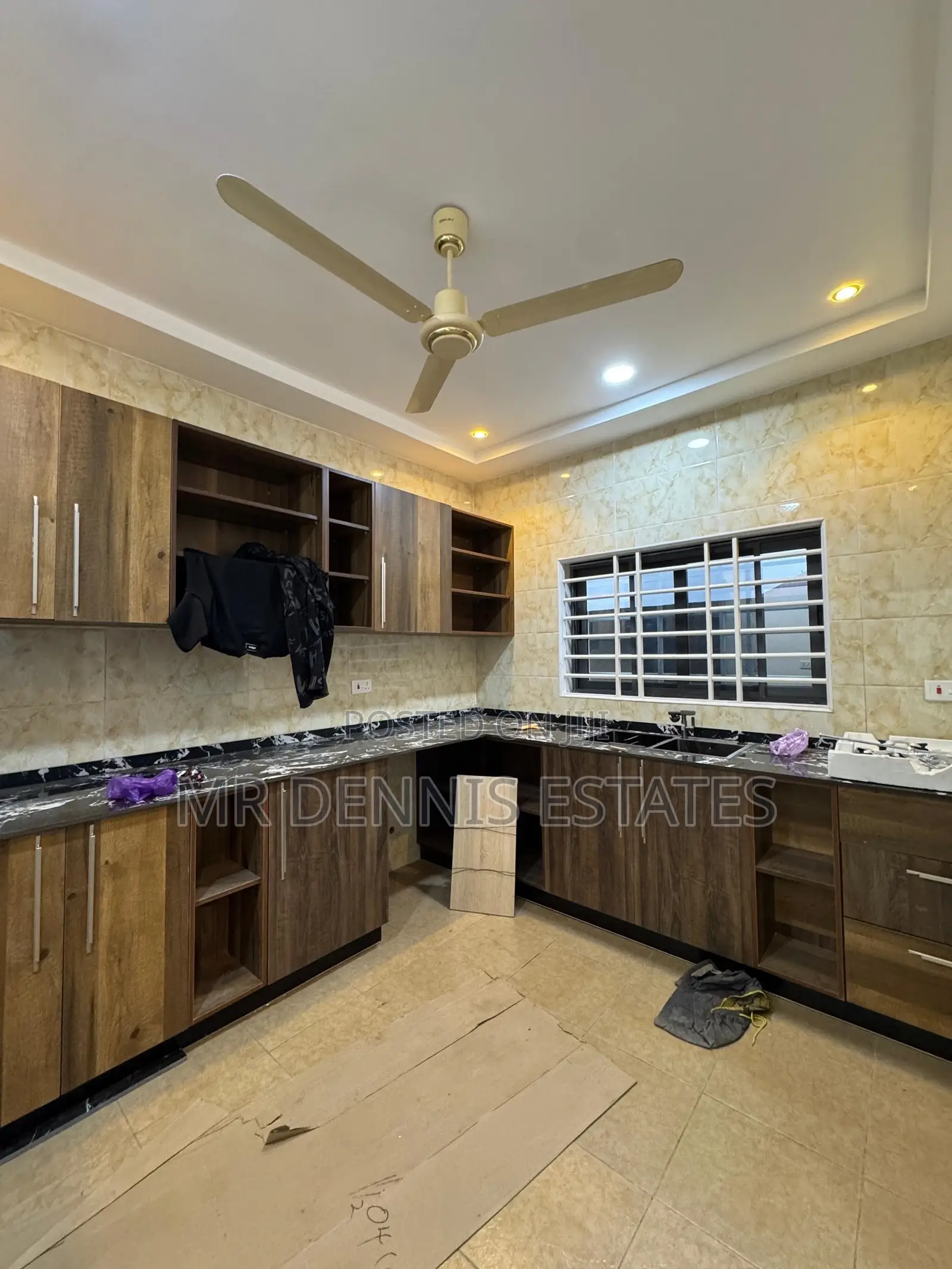 3bdrm House in Ablekuma Pokuase for sale in Pokuase