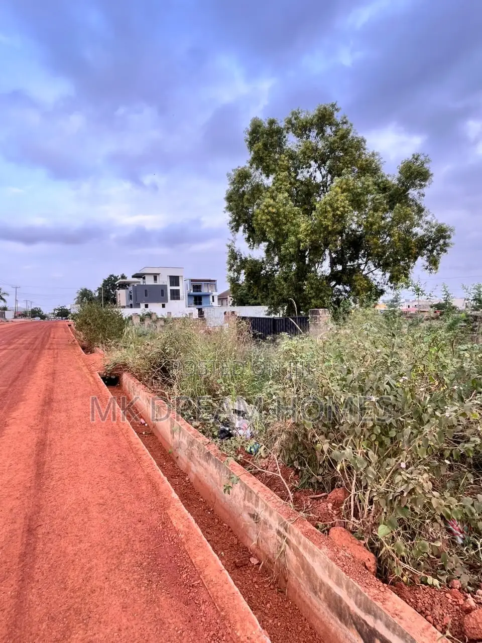 Land for Sale at Lakeside in Lake Side Estate