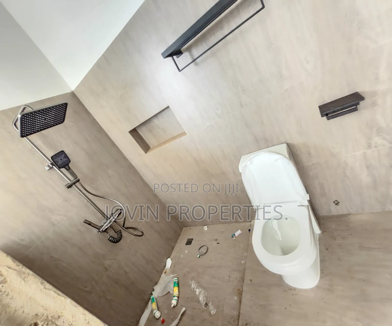 4bdrm Townhouse / Terrace in Jovin Properties, American House for rent in American House