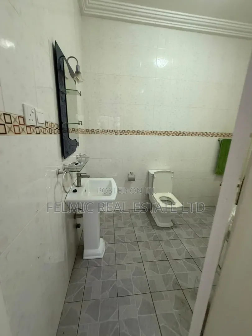 3bdrm House in Taifa Burkina, Station Area for sale in Station Area