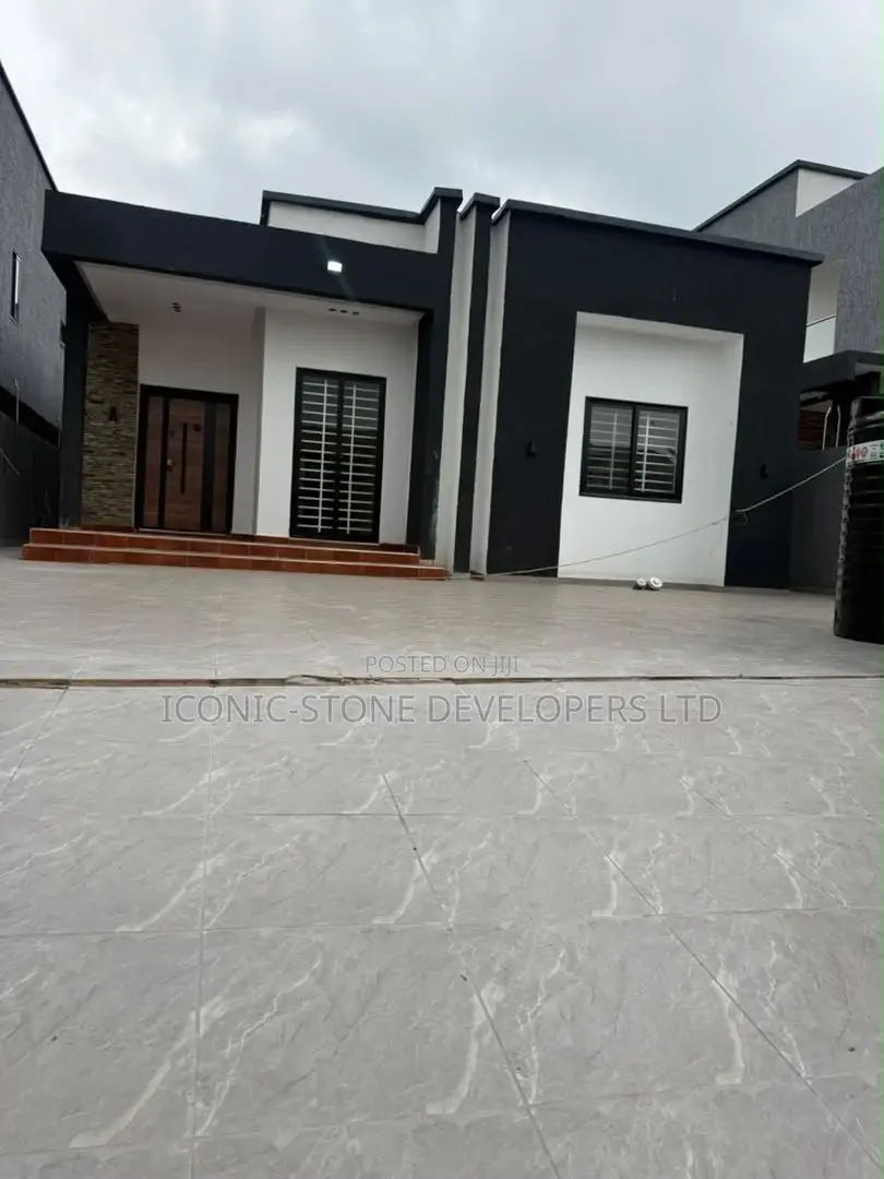 3bdrm House in Ayi Mensa, Oyarifa Mall Area for sale in Oyarifa Mall Area