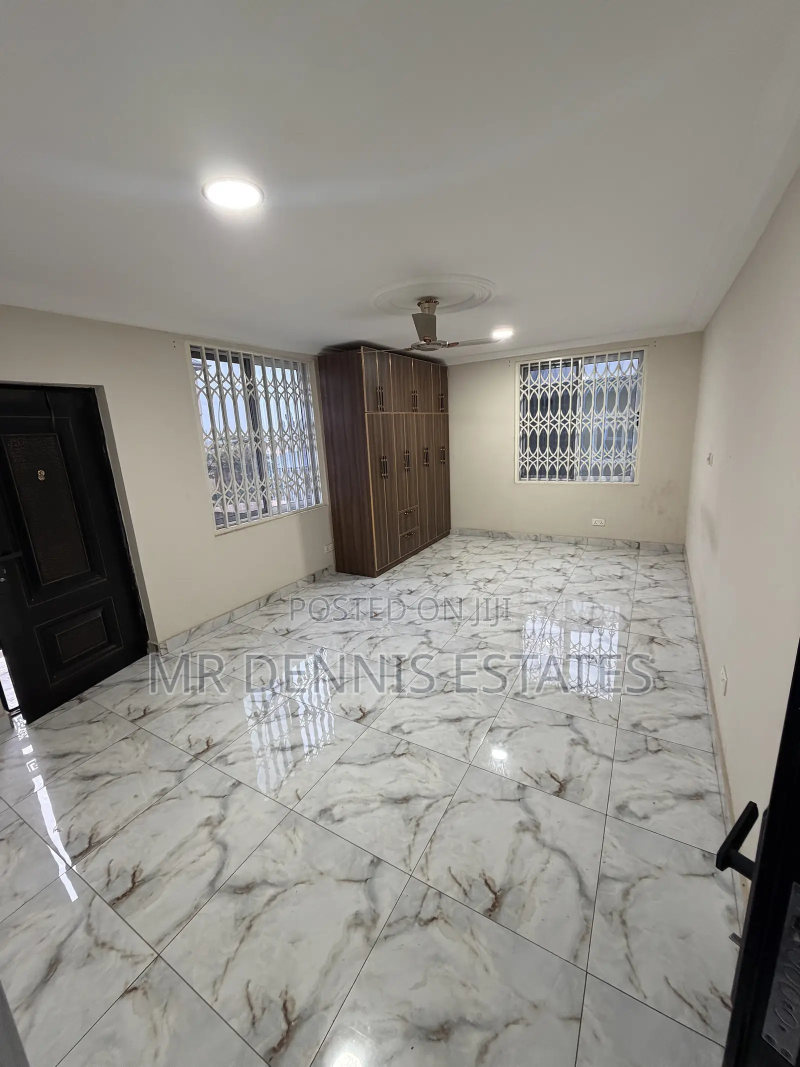 3bdrm Apartment in Westhills Mall for rent in West Hills Mall Area