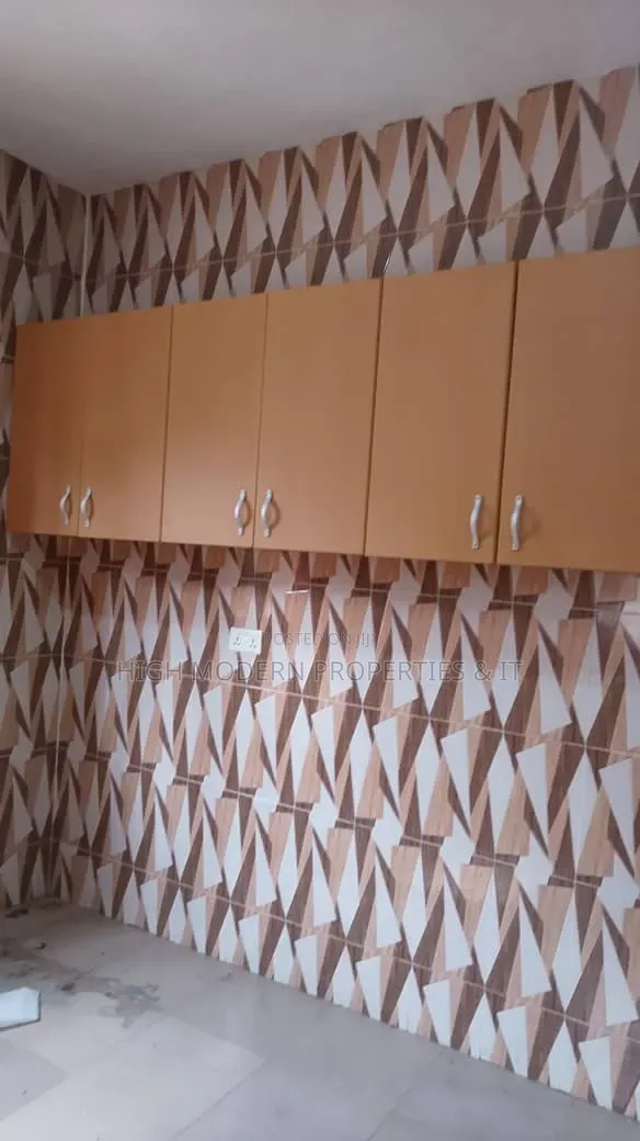 2bdrm Apartment in High Modern, New Town for rent in New Town