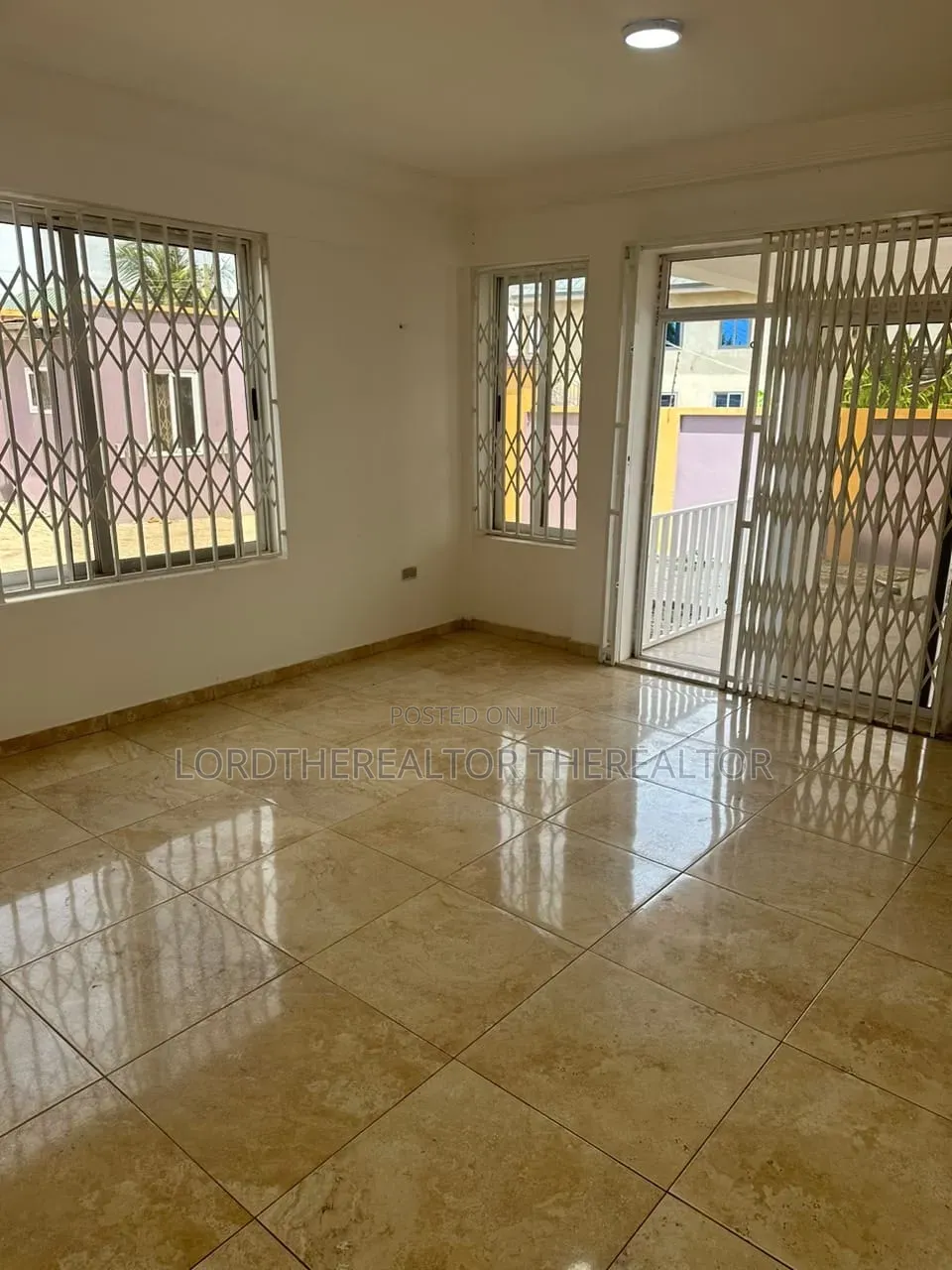3bdrm Apartment in Lake Side Estate for rent in Lake Side Estate