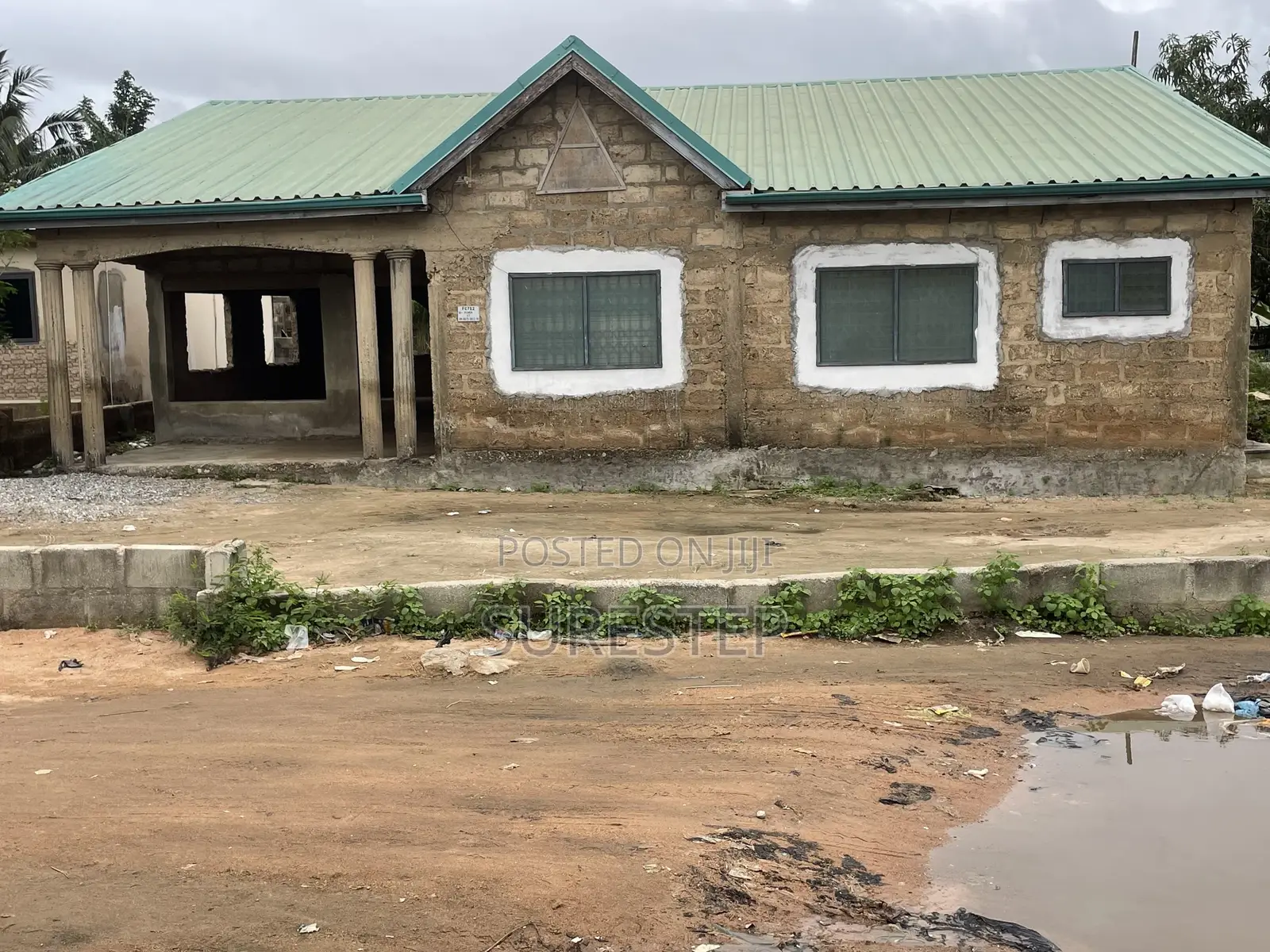 4bdrm Bungalow in Owner, Manhean for sale in Manhean