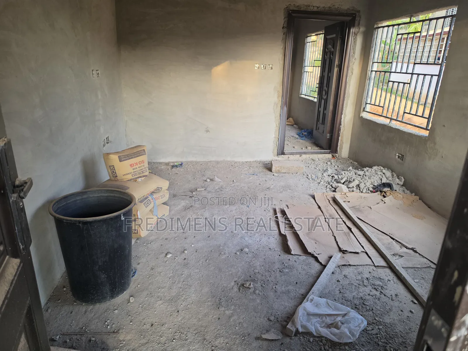 3bdrm House in Fredimens Real, Afigya-Kwabre for sale in Afigya-Kwabre