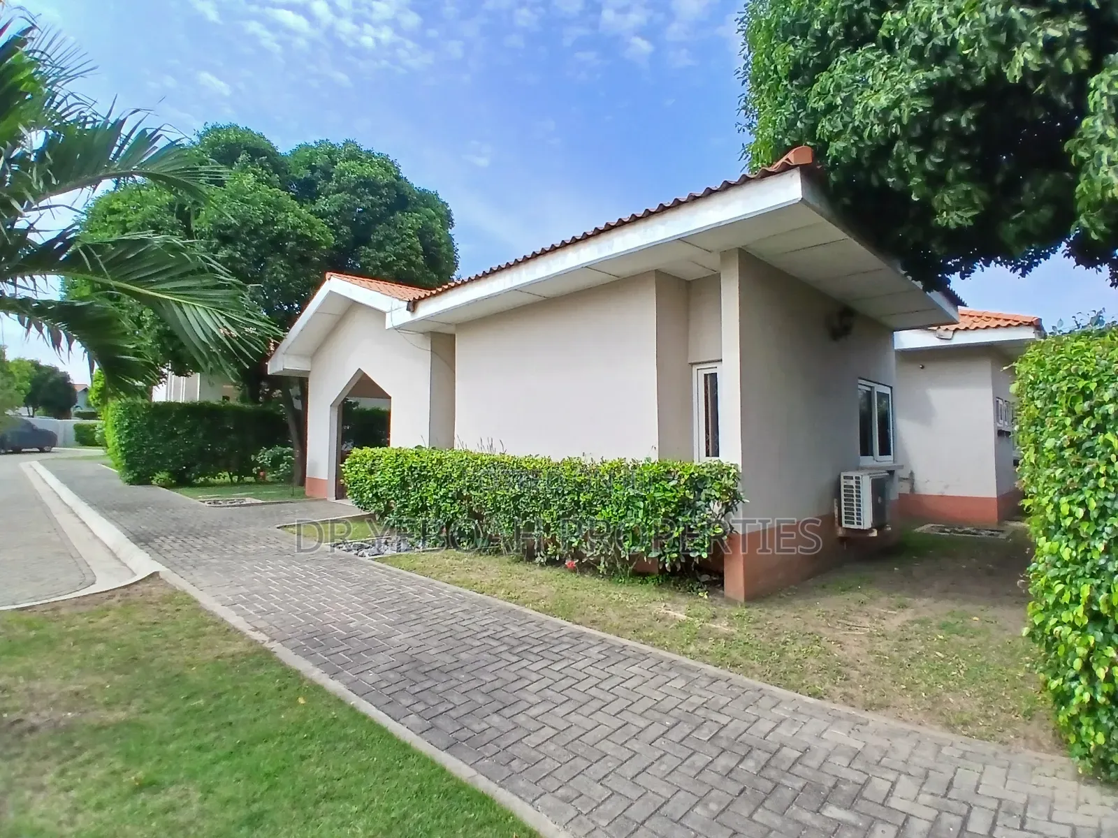 3bdrm Townhouse/Terrace for sale in Regimanuel Gray Estates