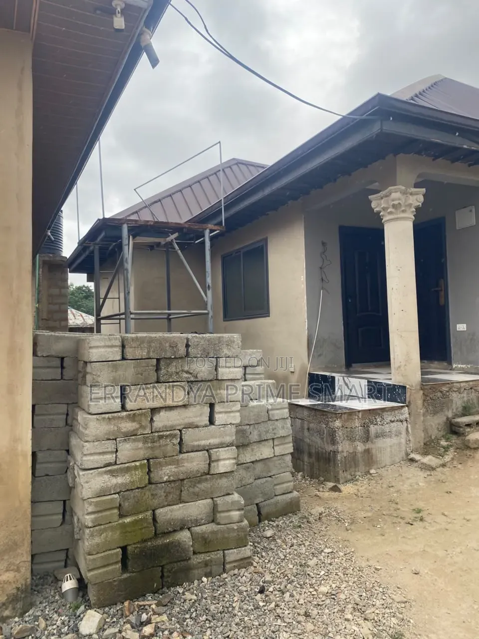 2bdrm House in Pokuase Mayera for sale in Pokuase