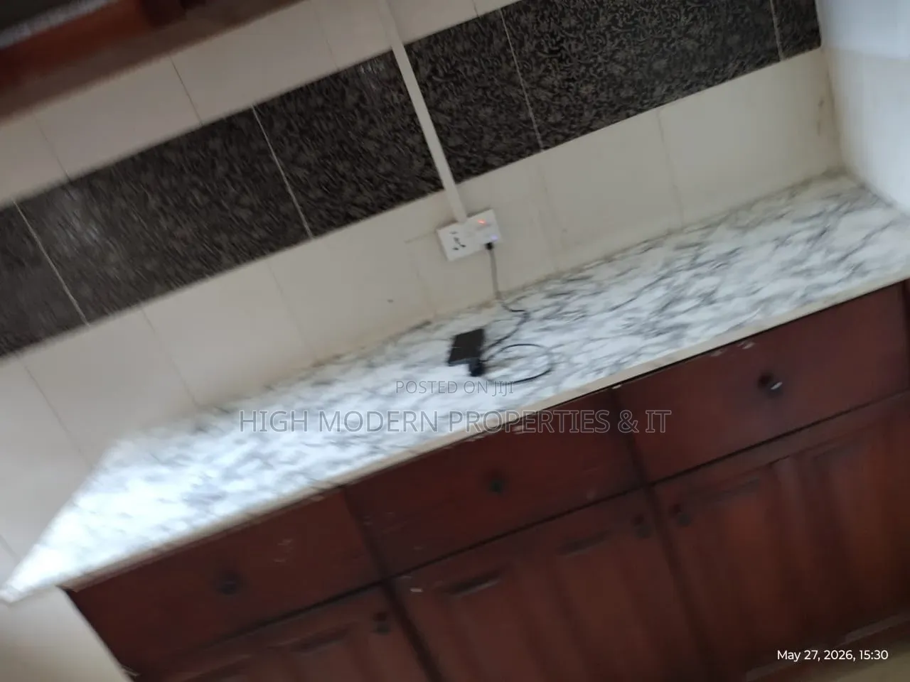 3bdrm Apartment in Teshie Bushroad, New Town for rent in New Town