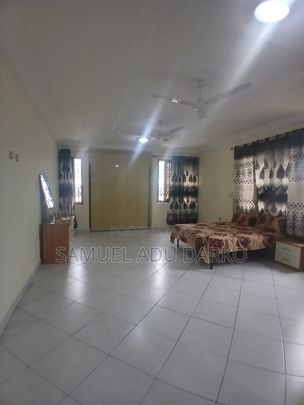 3bdrm Apartment in Righteous Hands, School Area for rent in School Area