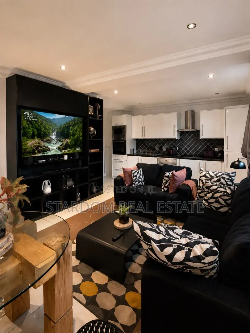 Furnished 1bdrm Apartment in Community 17, Coca Cola for sale in Coca Cola