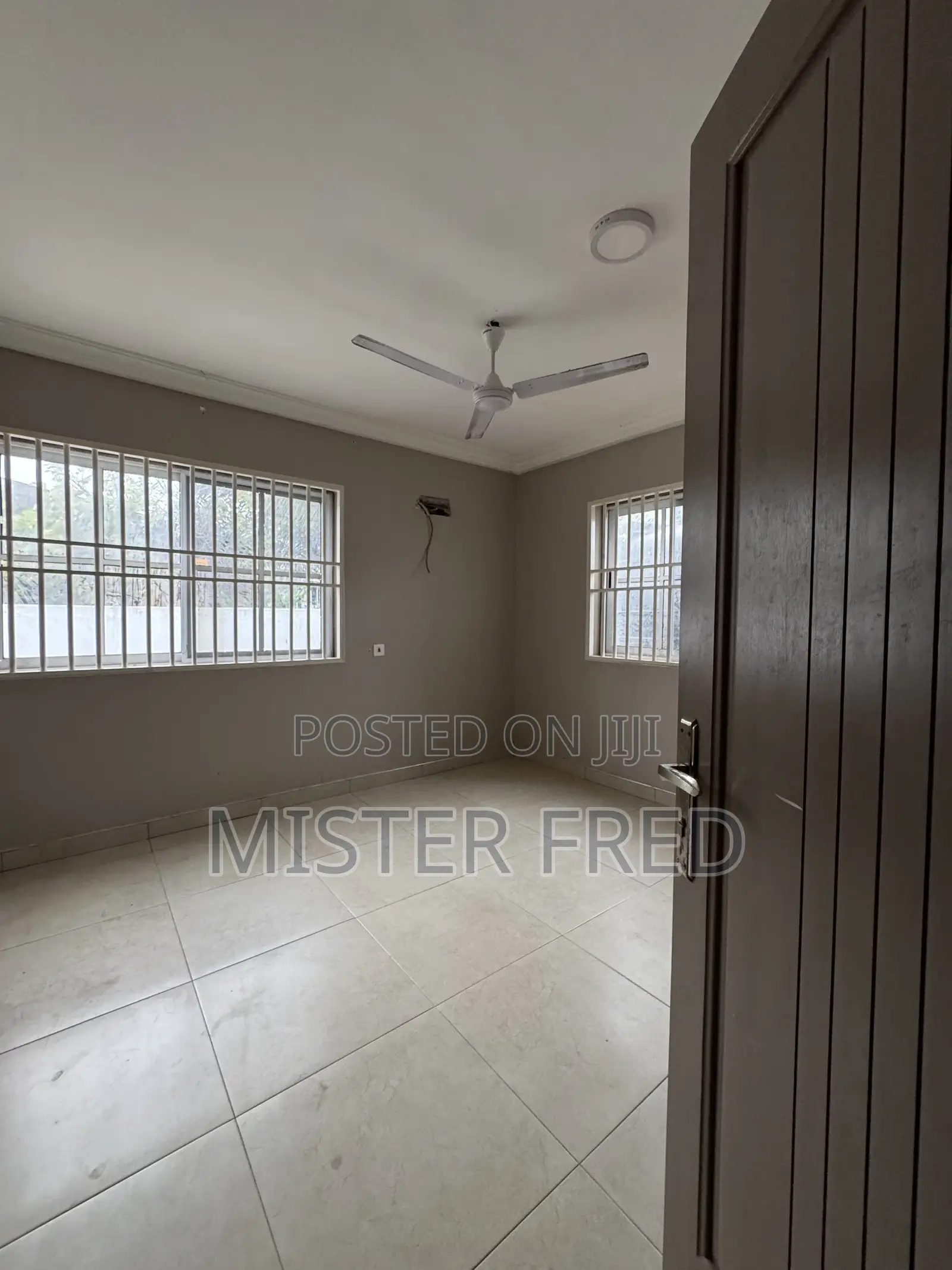 3bdrm Apartment in Whitecross, Weija for rent in Weija