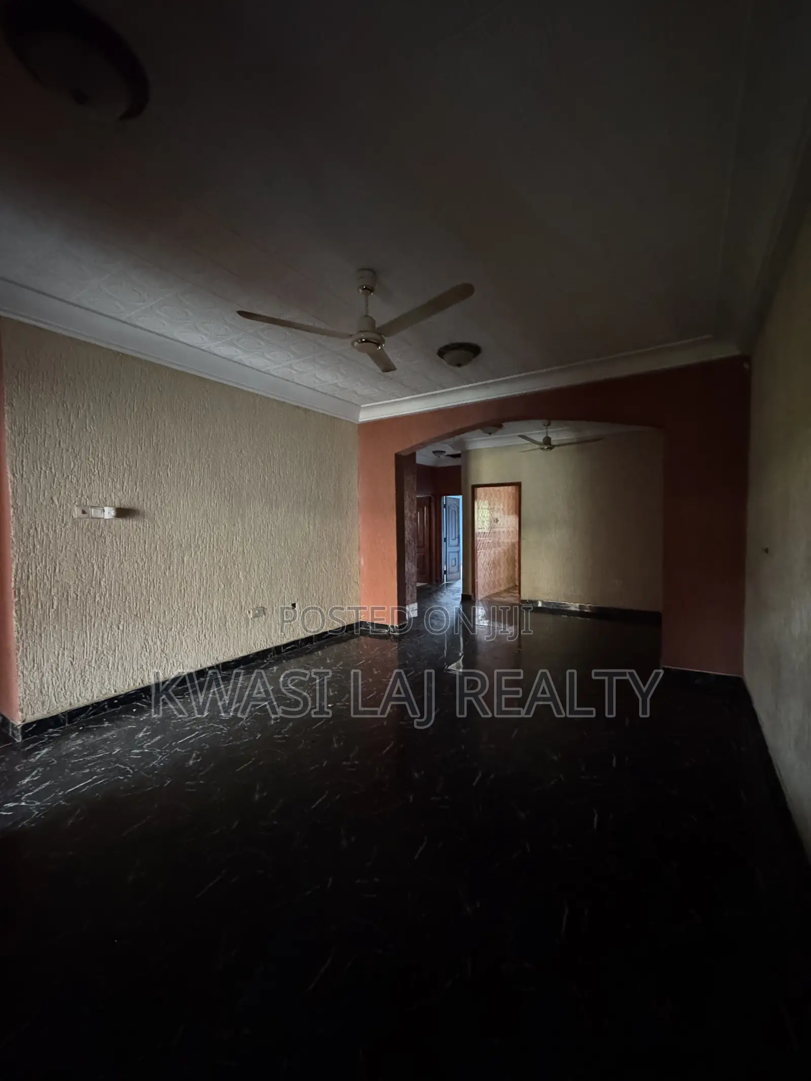 3bdrm Apartment in Blockfactory, Weija for rent in Weija