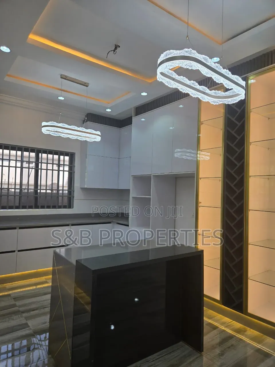 4bdrm House in Ola Achool Area for sale in Ola Achool Area