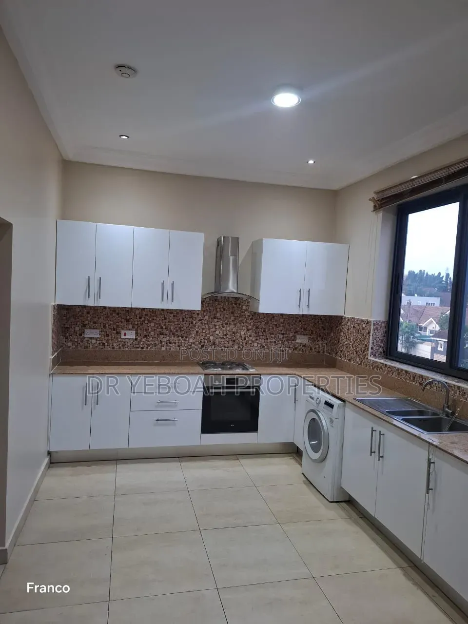 2bdrm Apartment in Spintex Palace, Baatsona Total for rent in Baatsona Total