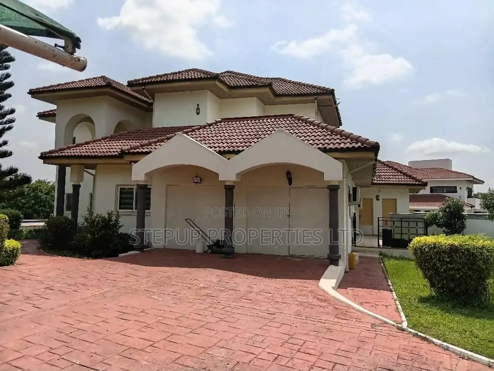 5bdrm Mansion in Trasacco Estate, Otano for sale in Otano