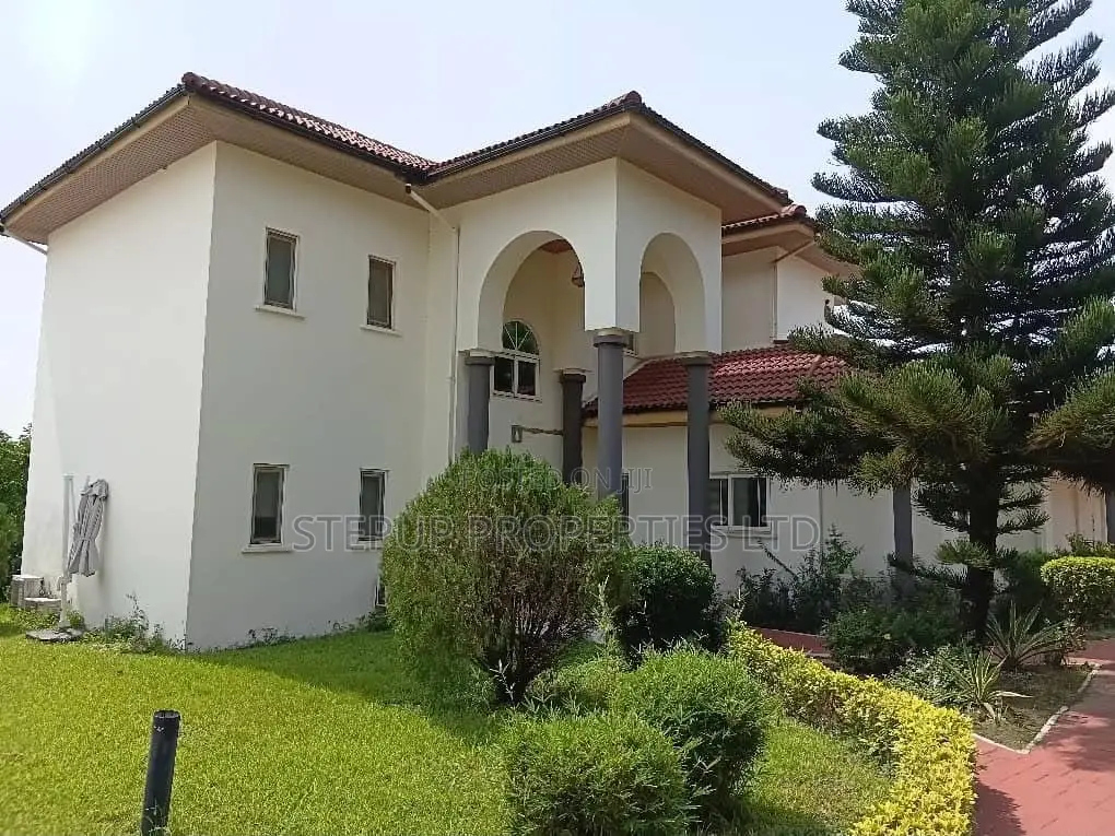 5bdrm Mansion in Trasacco Estate, Otano for sale in Otano