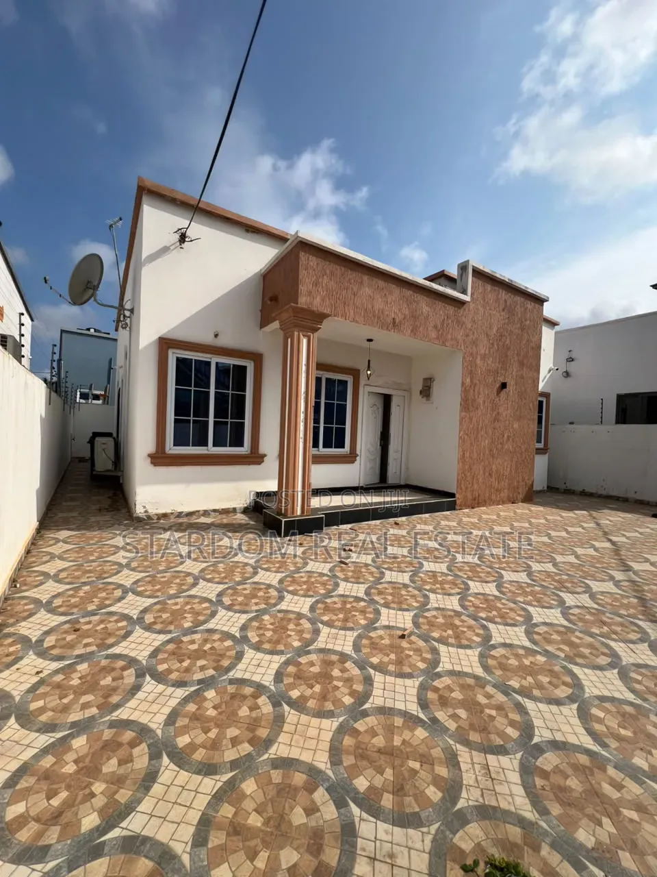 2bdrm Bungalow in Spintex Road Coastal, Coca Cola for rent in Coca Cola