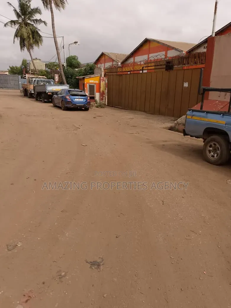 Adabraka Graphic Road in Accra Poly Area