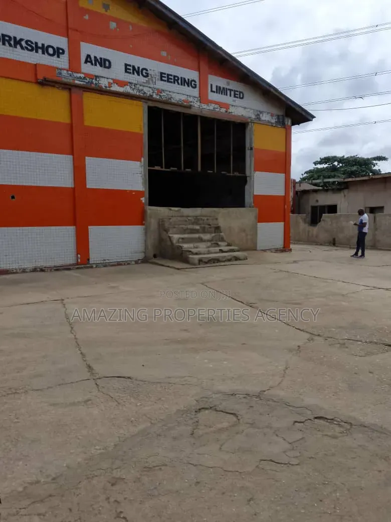 Adabraka Graphic Road in Accra Poly Area