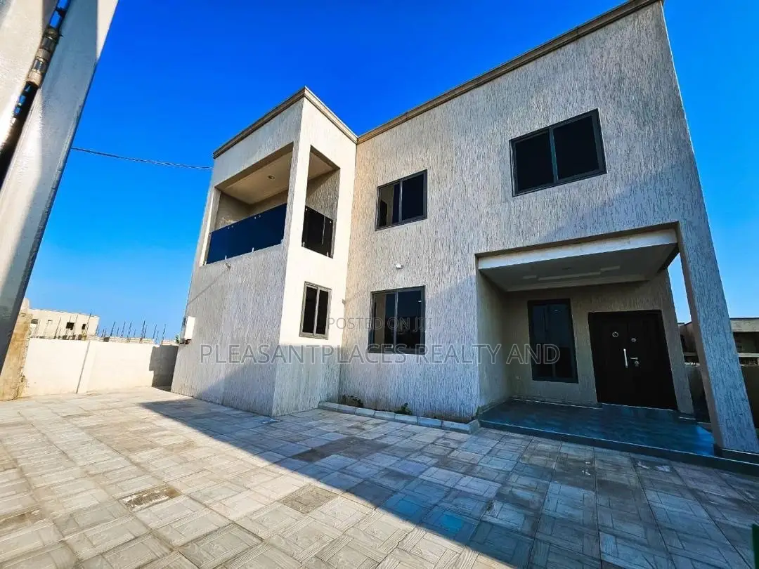 4bdrm House in Pleasantplaces And, Ashaley Botwe for sale in Ashaley Botwe