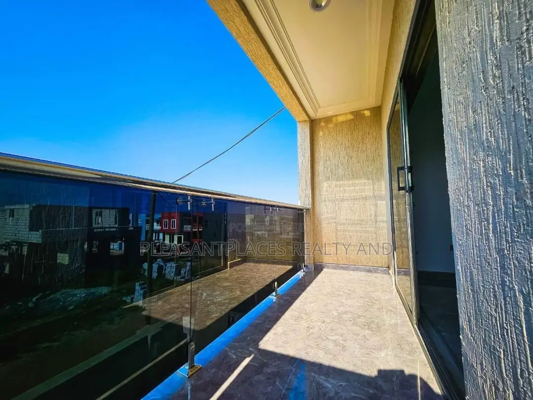 4bdrm House in Pleasantplaces And, Ashaley Botwe for sale in Ashaley Botwe