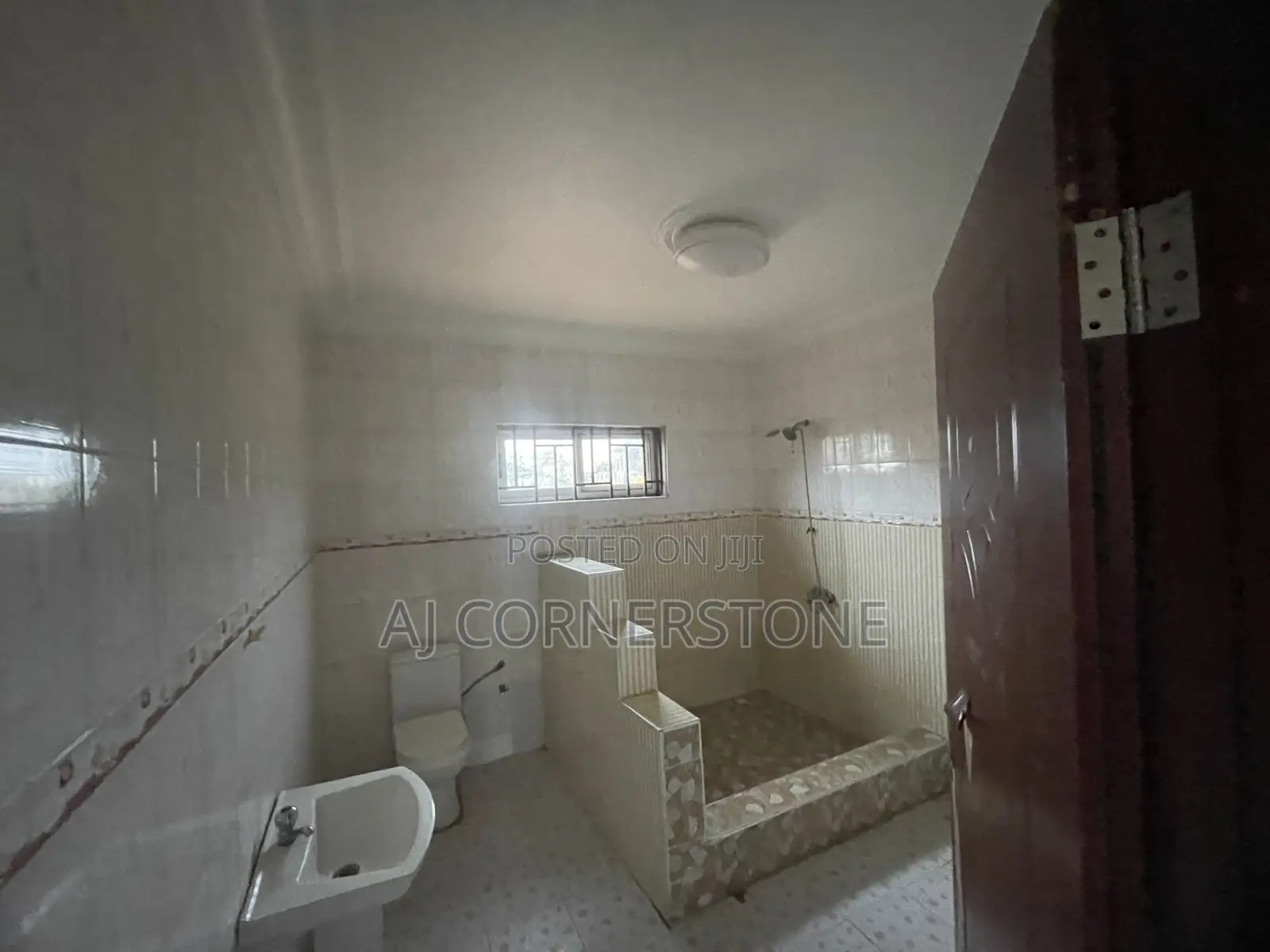 3bdrm House in Amasaman for rent in Amasaman