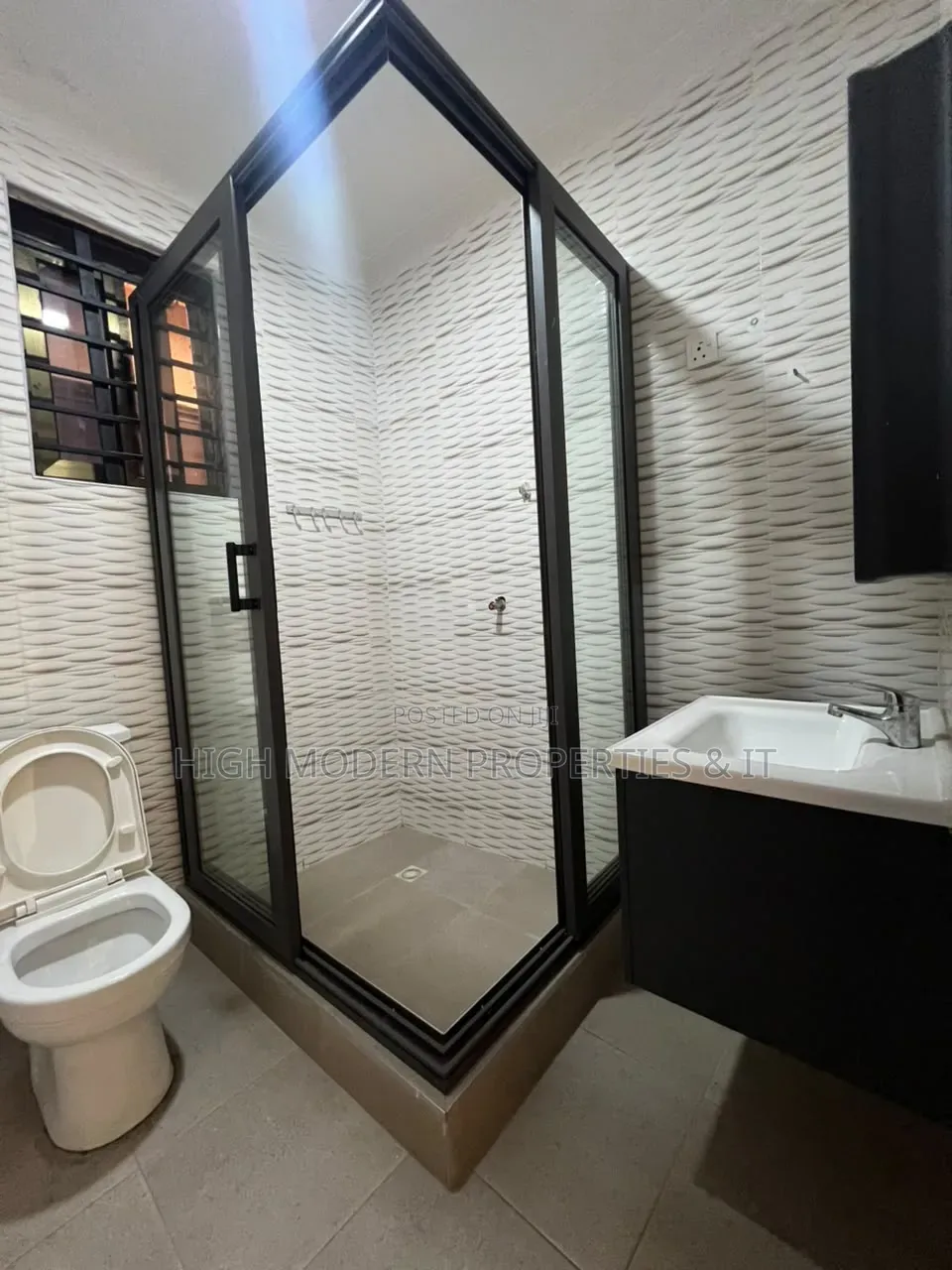 3bdrm Apartment in Dzorwulu, Nyaho Medical Centre for rent in Nyaho Medical Centre