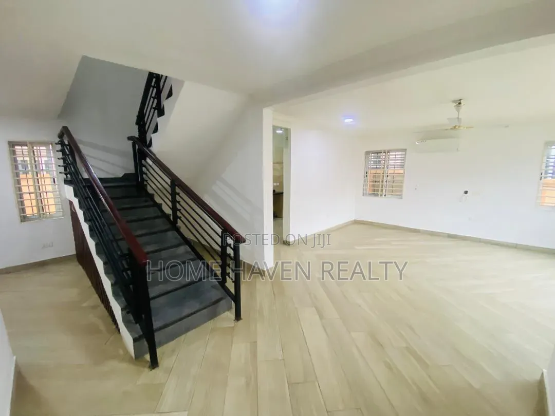 3bdrm House in Achimota Golf Hills, School Area for rent in School Area
