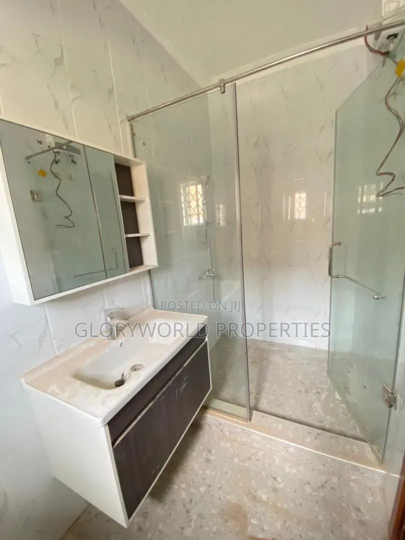 3bdrm House in Baatsona Total for sale in Baatsona Total