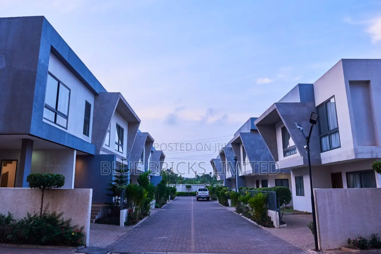 Furnished 3bdrm House in Adjiringanor26400, Otano for rent in Otano