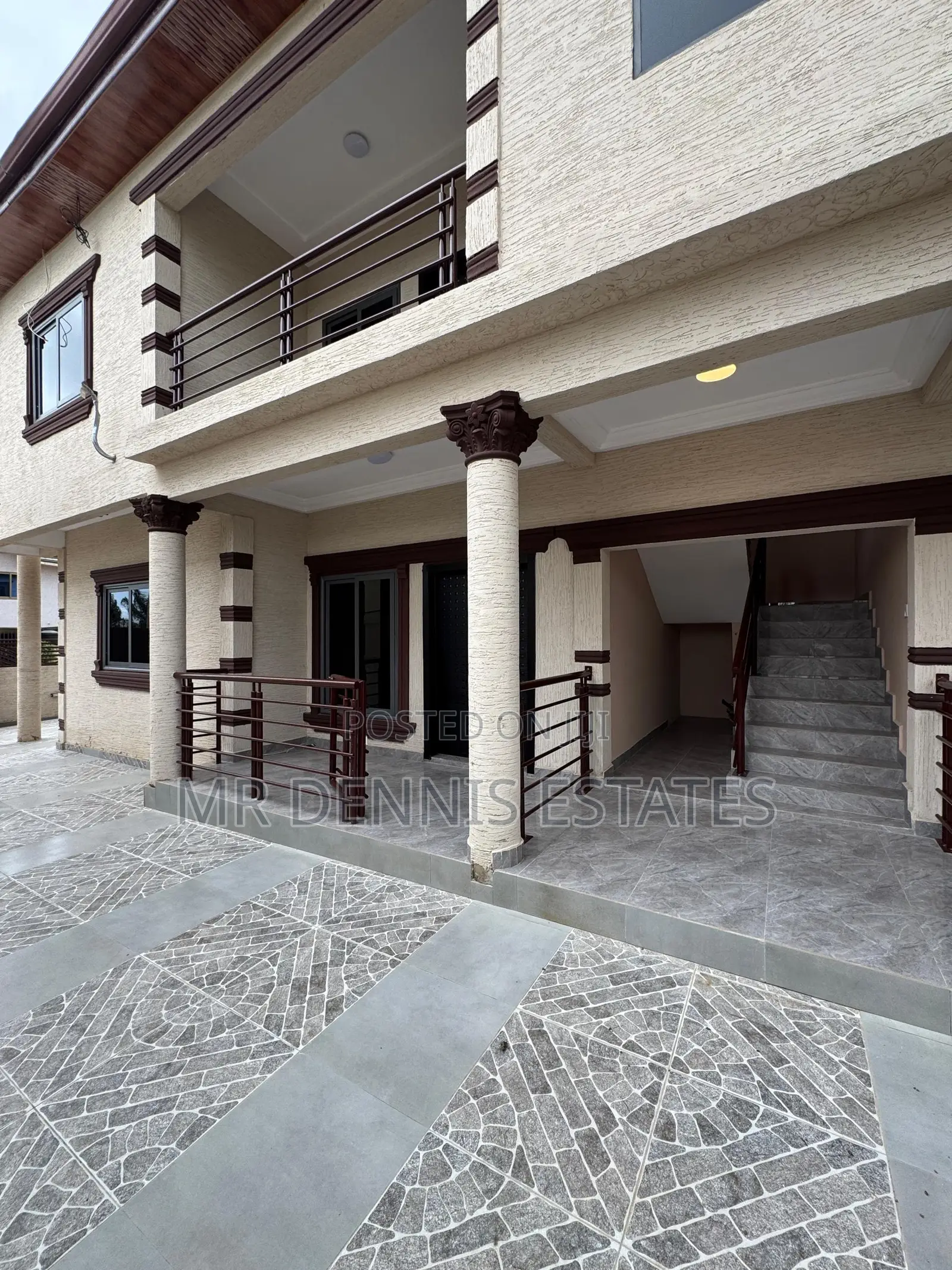 2bdrm Apartment in Westhills Mall for rent in West Hills Mall Area