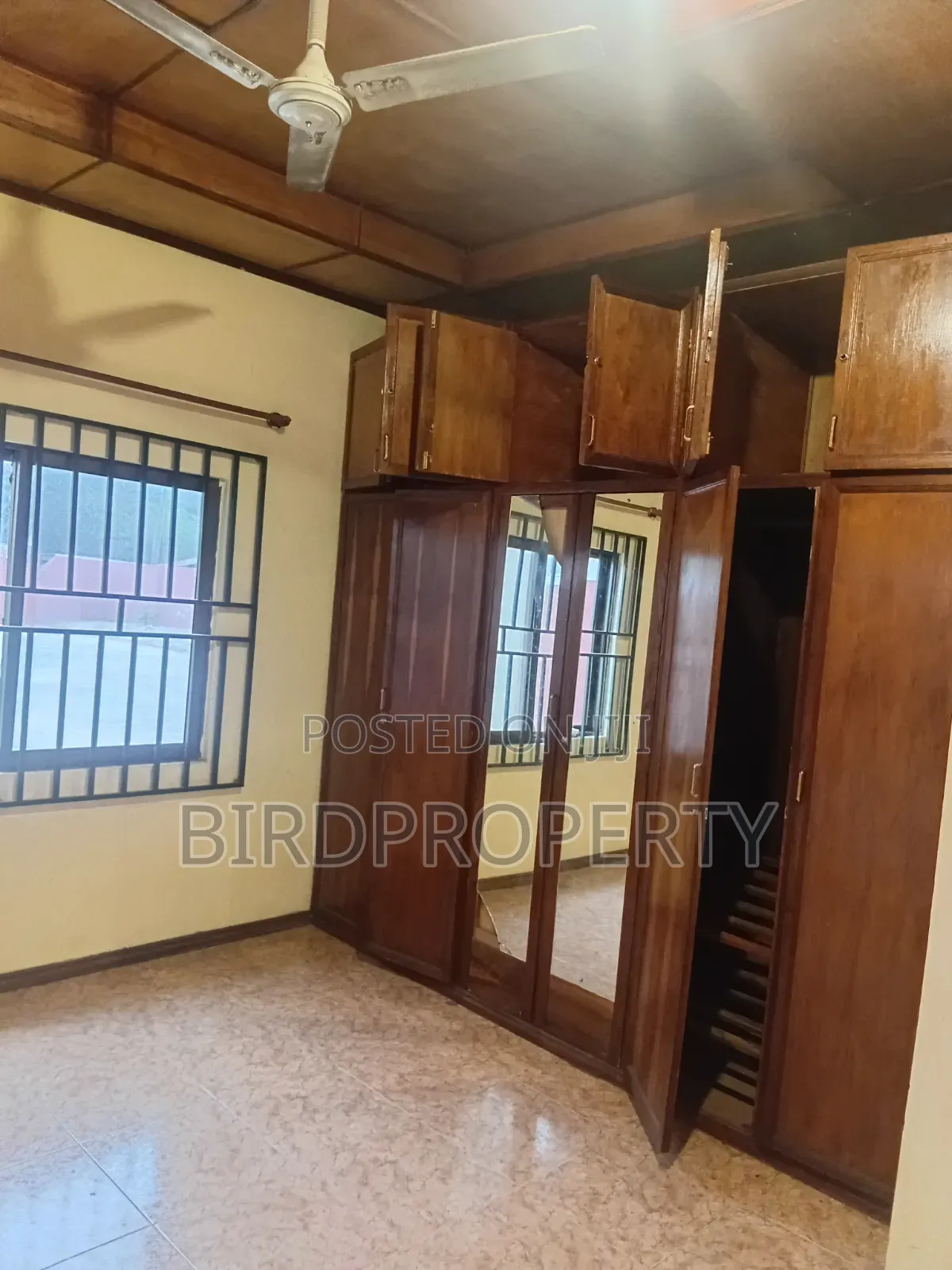 1bdrm Apartment in Bird-Group, American House for rent in American House