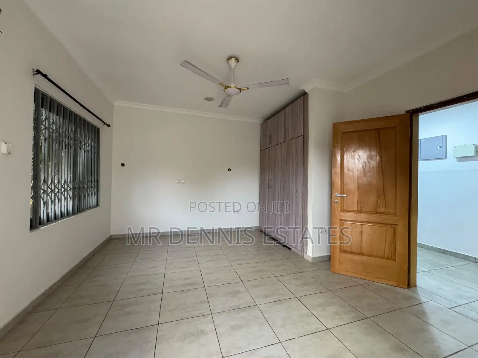 2bdrm Apartment in Westhills Mall for rent in West Hills Mall Area